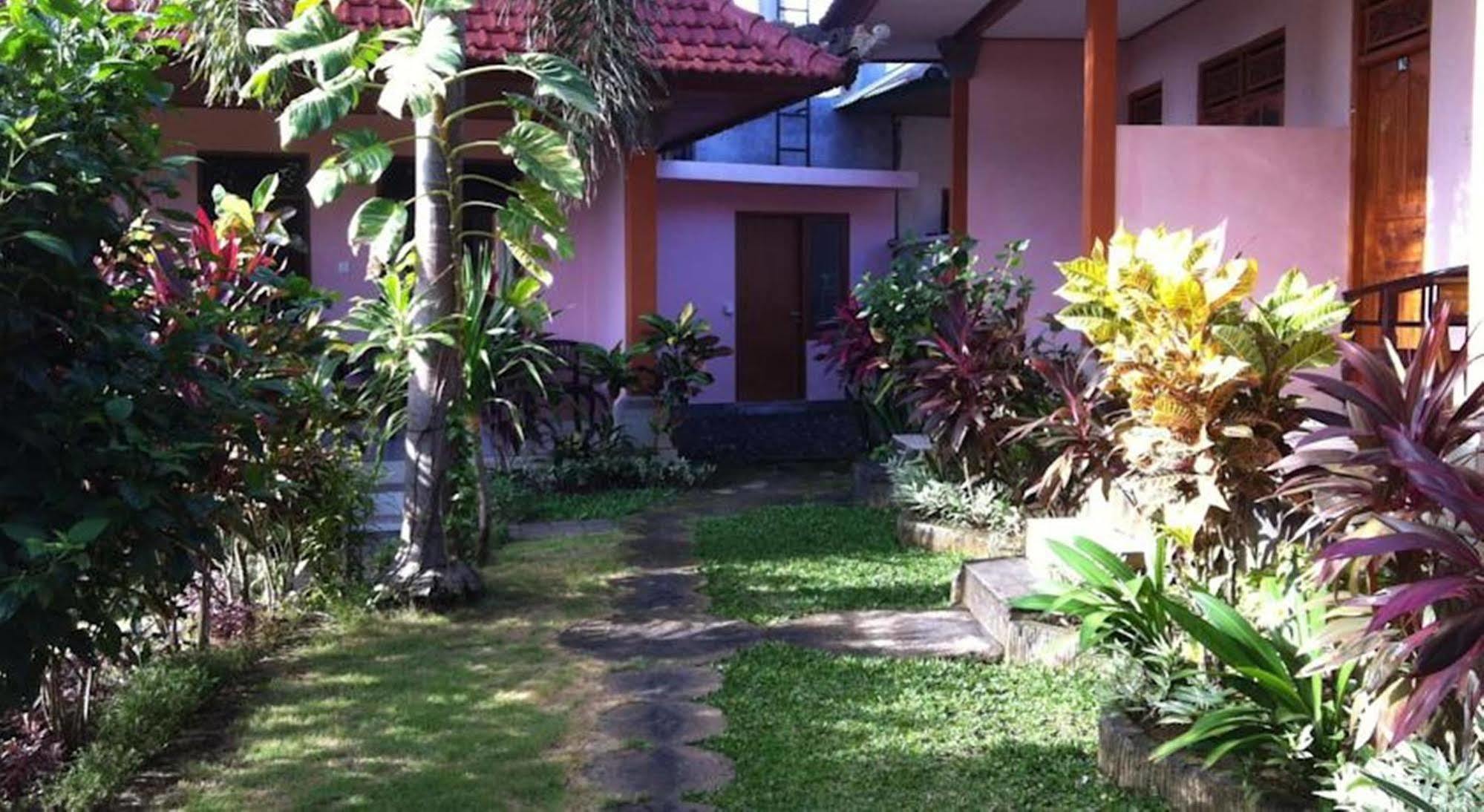 Kenanga Inn Pecatu  Екстер'єр фото